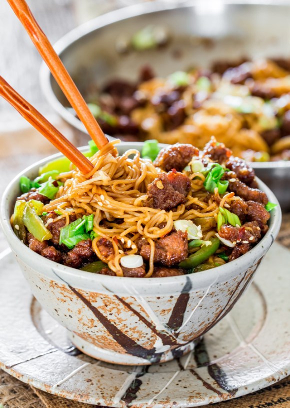 mongolian-beef-ramen-noodles-1