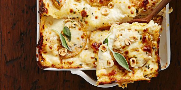 landscape-1479307956-ghk120116-winter-squash-lasagna